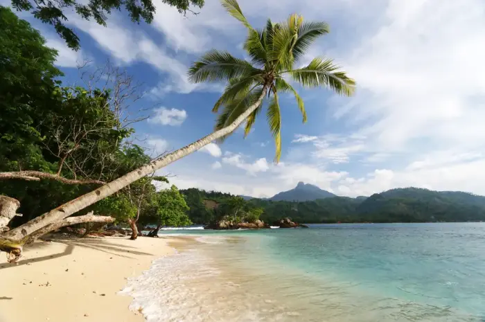 Kiluan Bay, Peeking at the Charm of Hidden Paradise in Tanggamus