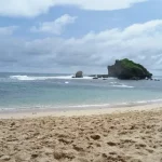 Ngandong Beach, Natural Beauty with Fun Activities in Gunung Kidul